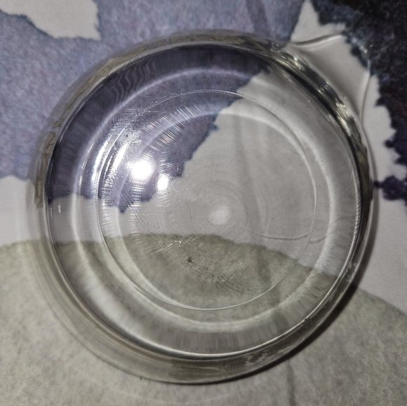 Silver overlay detailed glass candy bowl/trinket dish - Picture 5 of 13